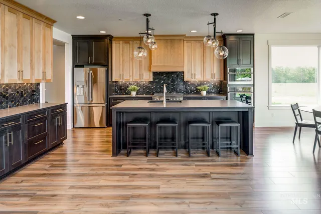 $1,399,900 | 7623 West Flathead Lake Street, Eagle, ID 83616