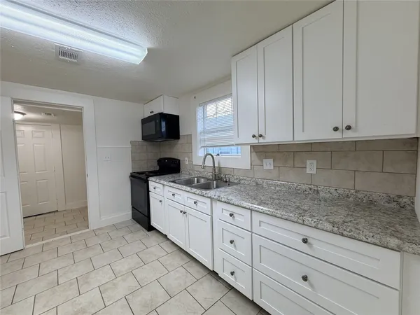 $1,650 | 3014 Rosalie Street, Houston, TX 77004