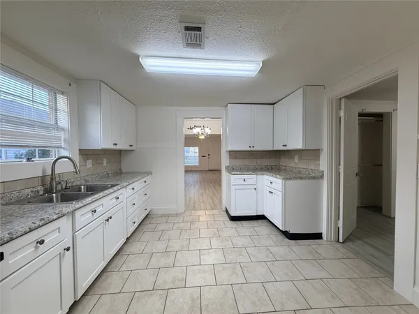 $1,650 | 3014 Rosalie Street, Houston, TX 77004