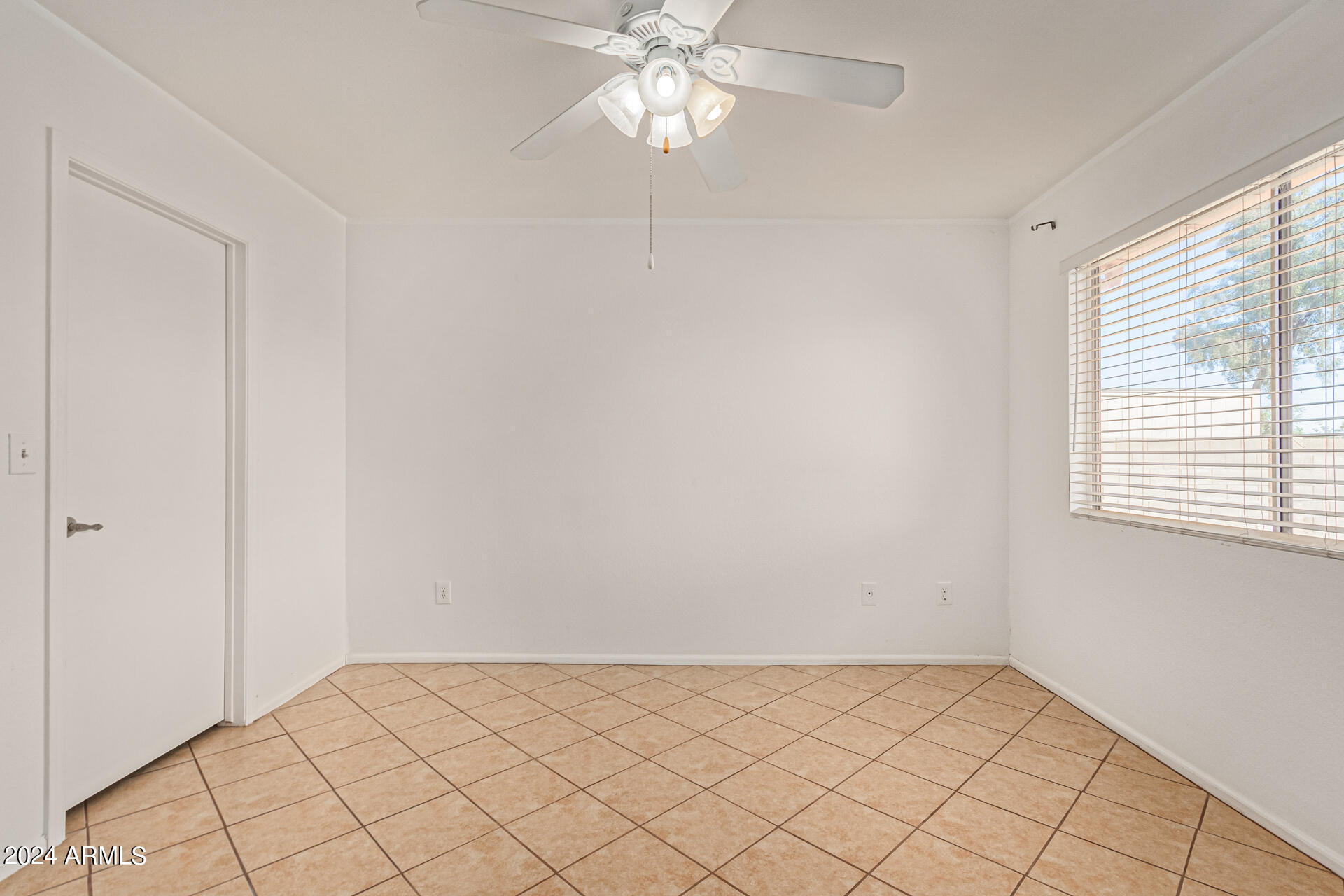 4825 East Pearce Road Phoenix, AZ 85044 - Photo 31 of 50 Primary