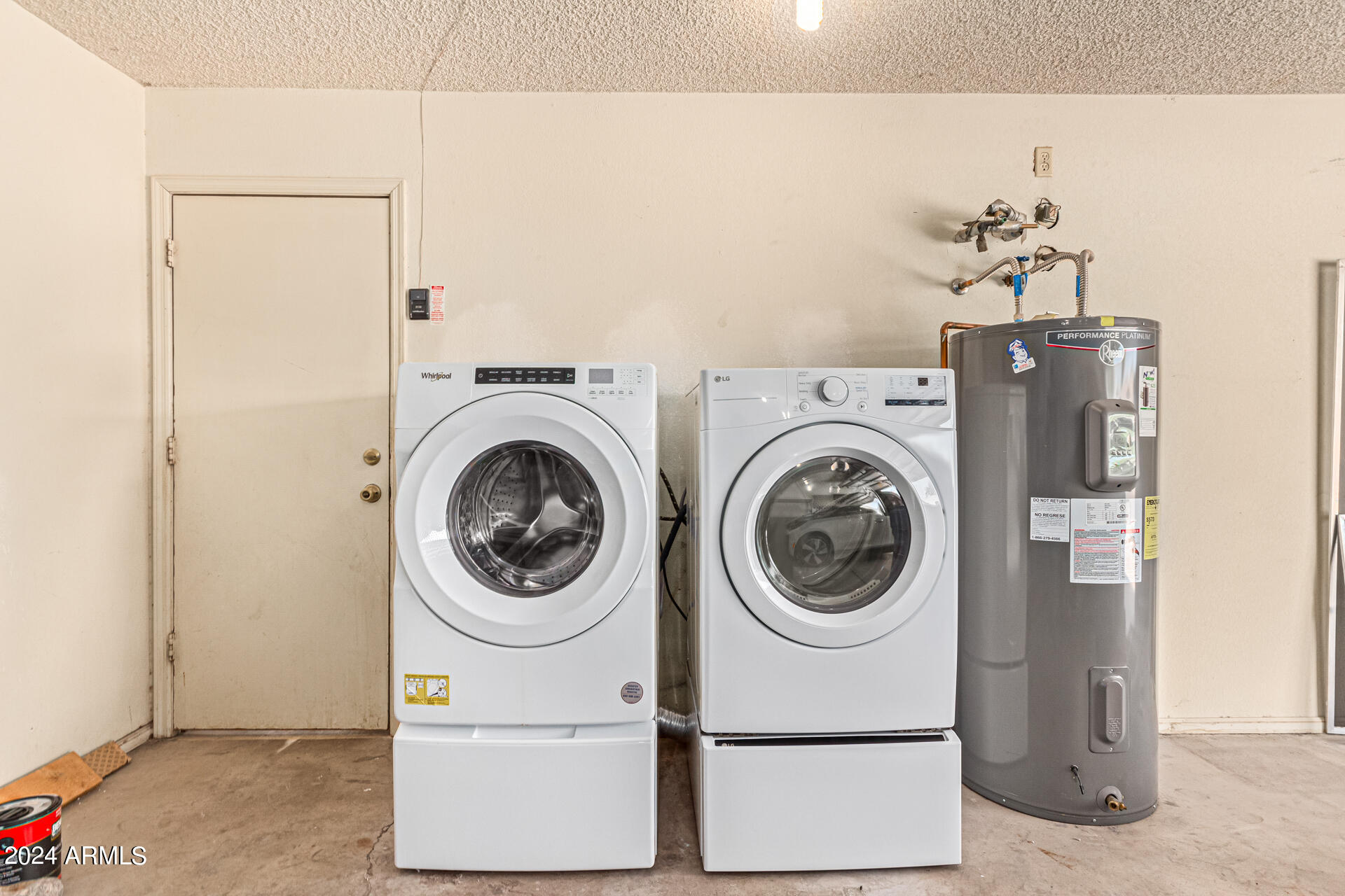 4825 East Pearce Road Phoenix, AZ 85044 - Photo 39 of 50 Laundry