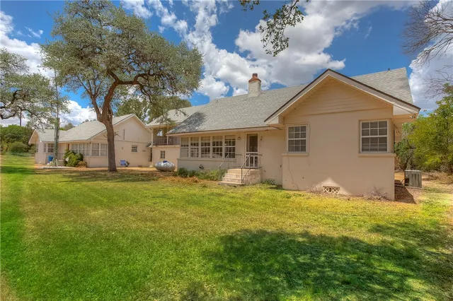 $2,100 | 8652 A Miller Creek Loop, Johnson City, TX 78636