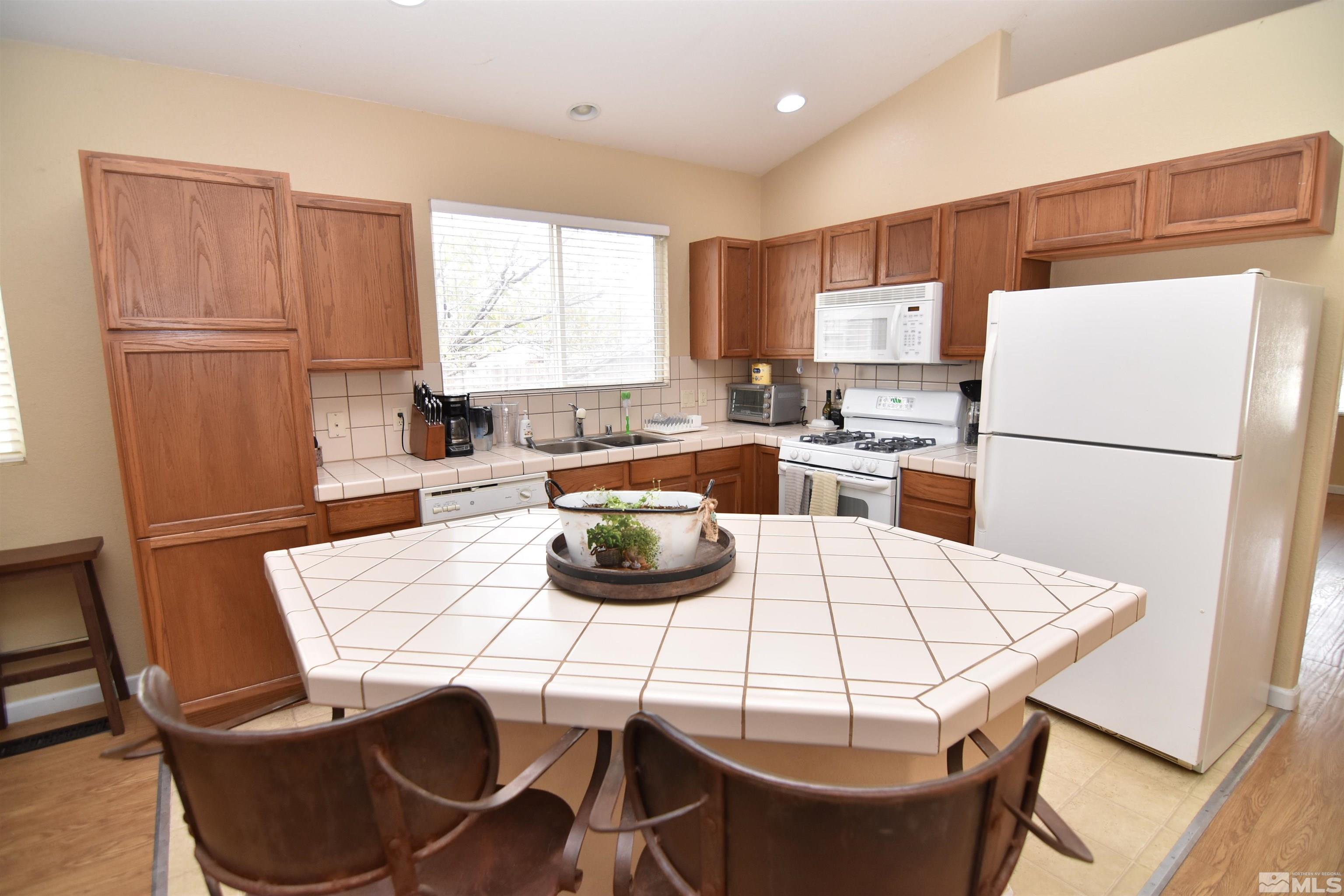 10005 Eagles Landing Court Reno, NV 89521 - Photo 7 of 25 Photo 7
