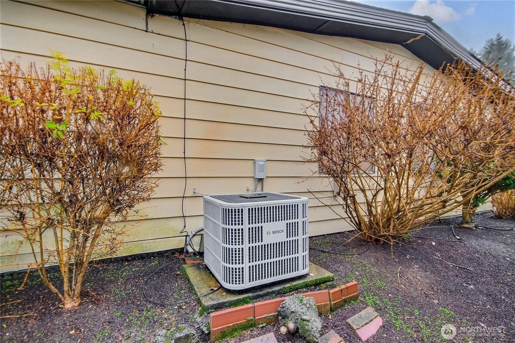 201 Union Avenue Southeast, Unit 112 Renton, WA 98059 - Photo 21 of 35 a view of front door