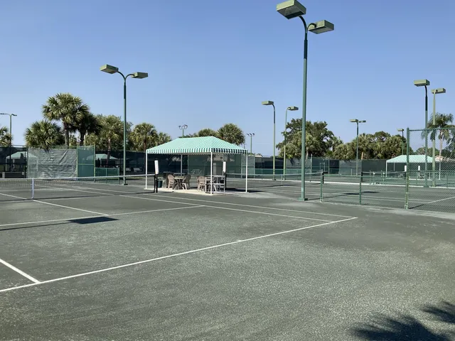 a view of a basketball court