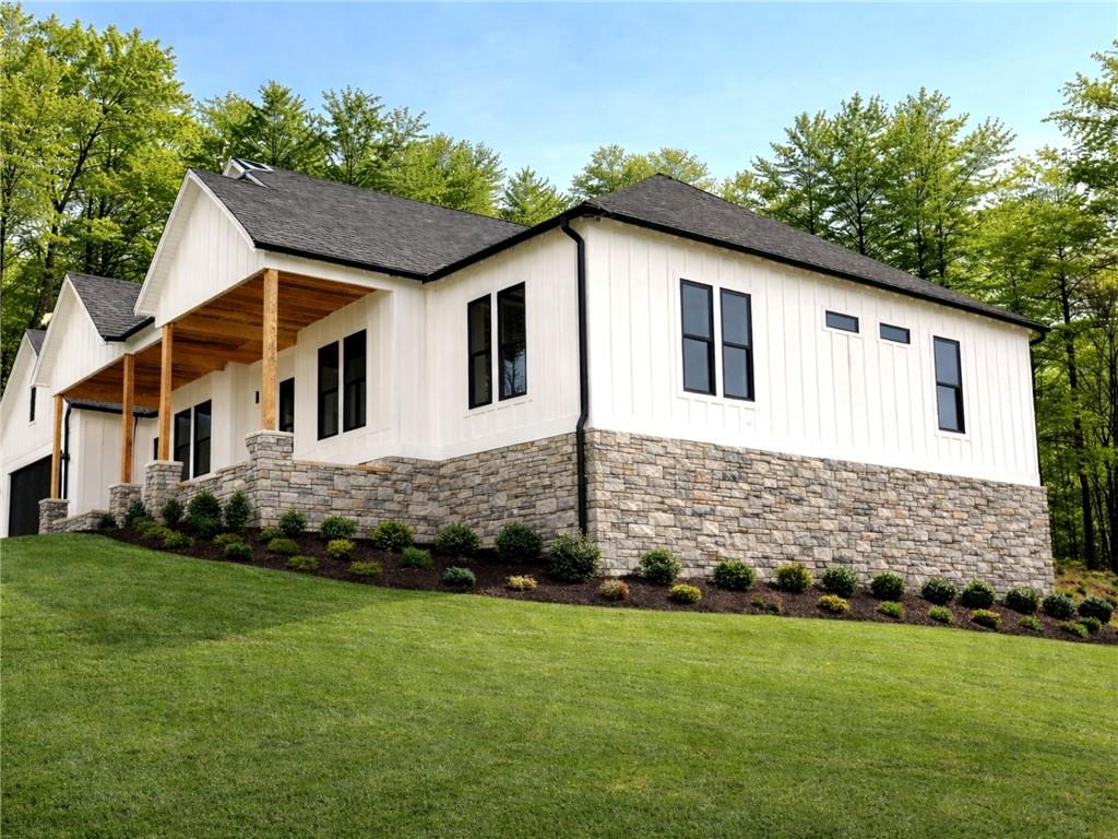 157 Chimney Ridge Cleveland, GA 30528 - Photo 2 of 9