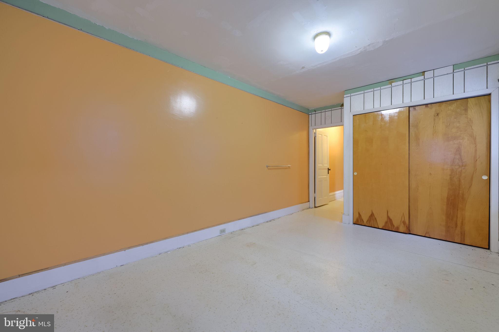 824 Madison Avenue Reading, PA 19601 - Photo 18 of 32