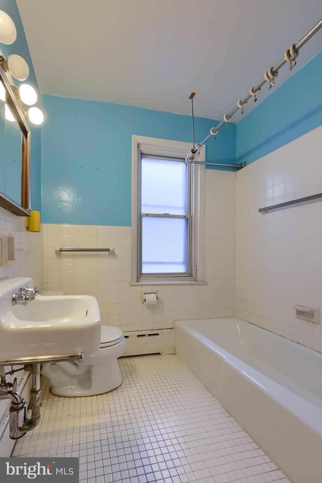 824 Madison Avenue Reading, PA 19601 - Photo 19 of 32