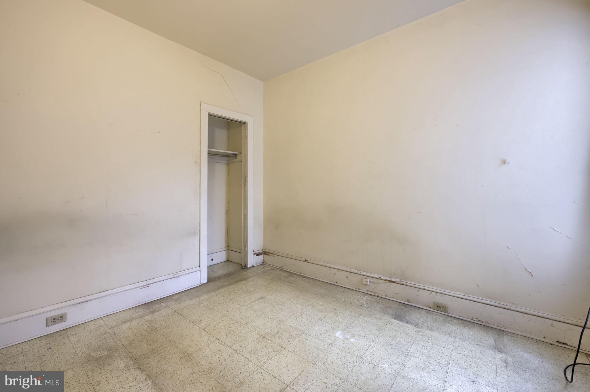 824 Madison Avenue Reading, PA 19601 - Photo 21 of 32