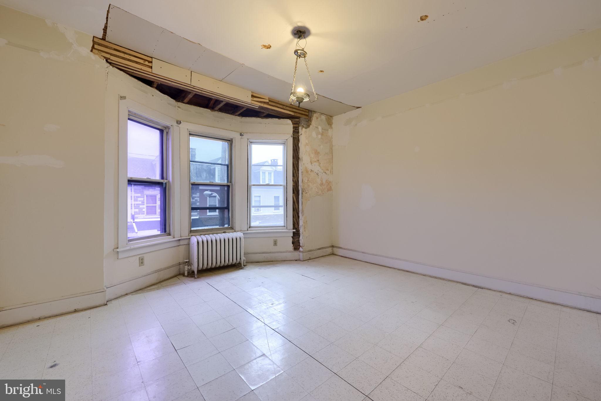 824 Madison Avenue Reading, PA 19601 - Photo 23 of 32