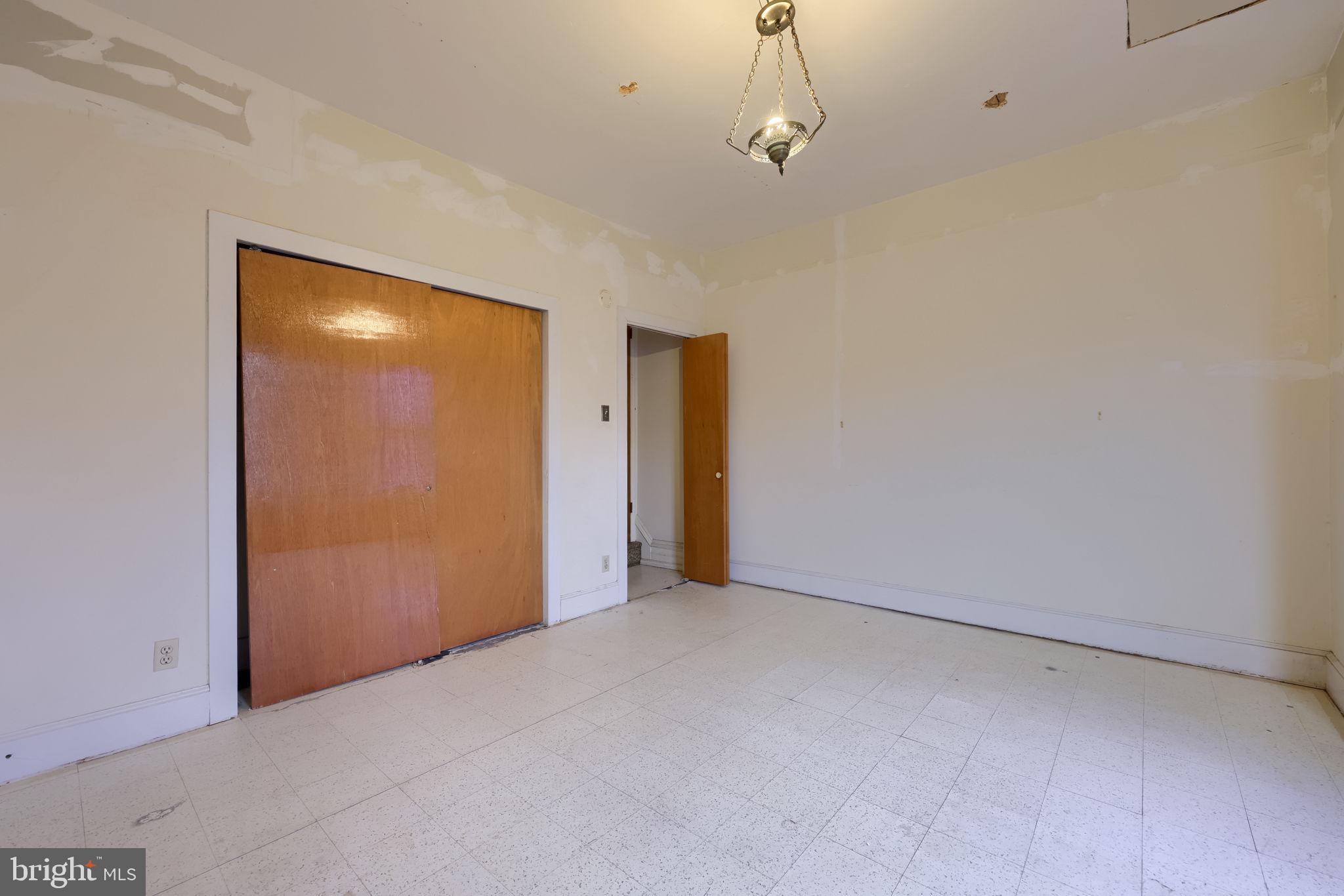 824 Madison Avenue Reading, PA 19601 - Photo 24 of 32