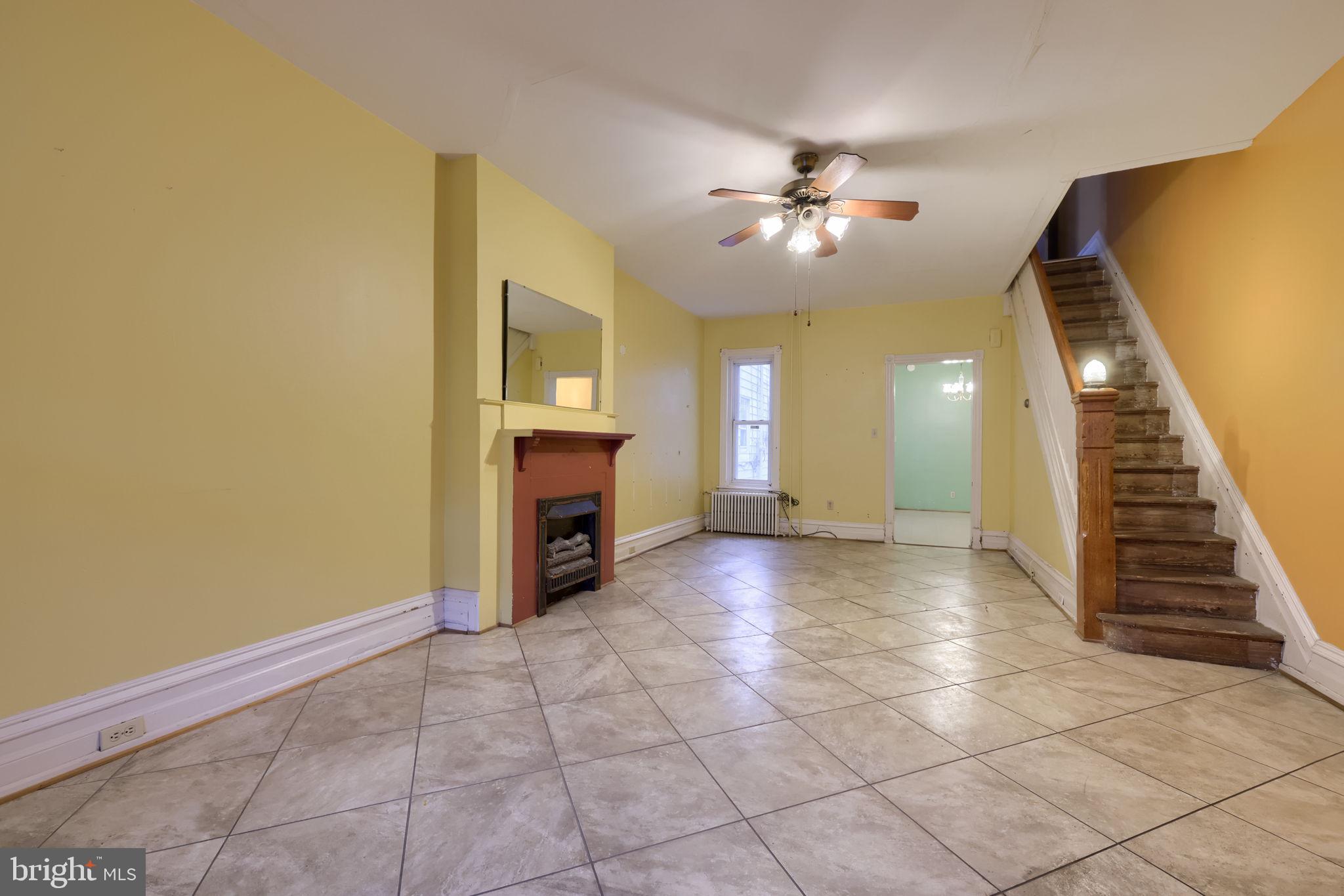 824 Madison Avenue Reading, PA 19601 - Photo 3 of 32