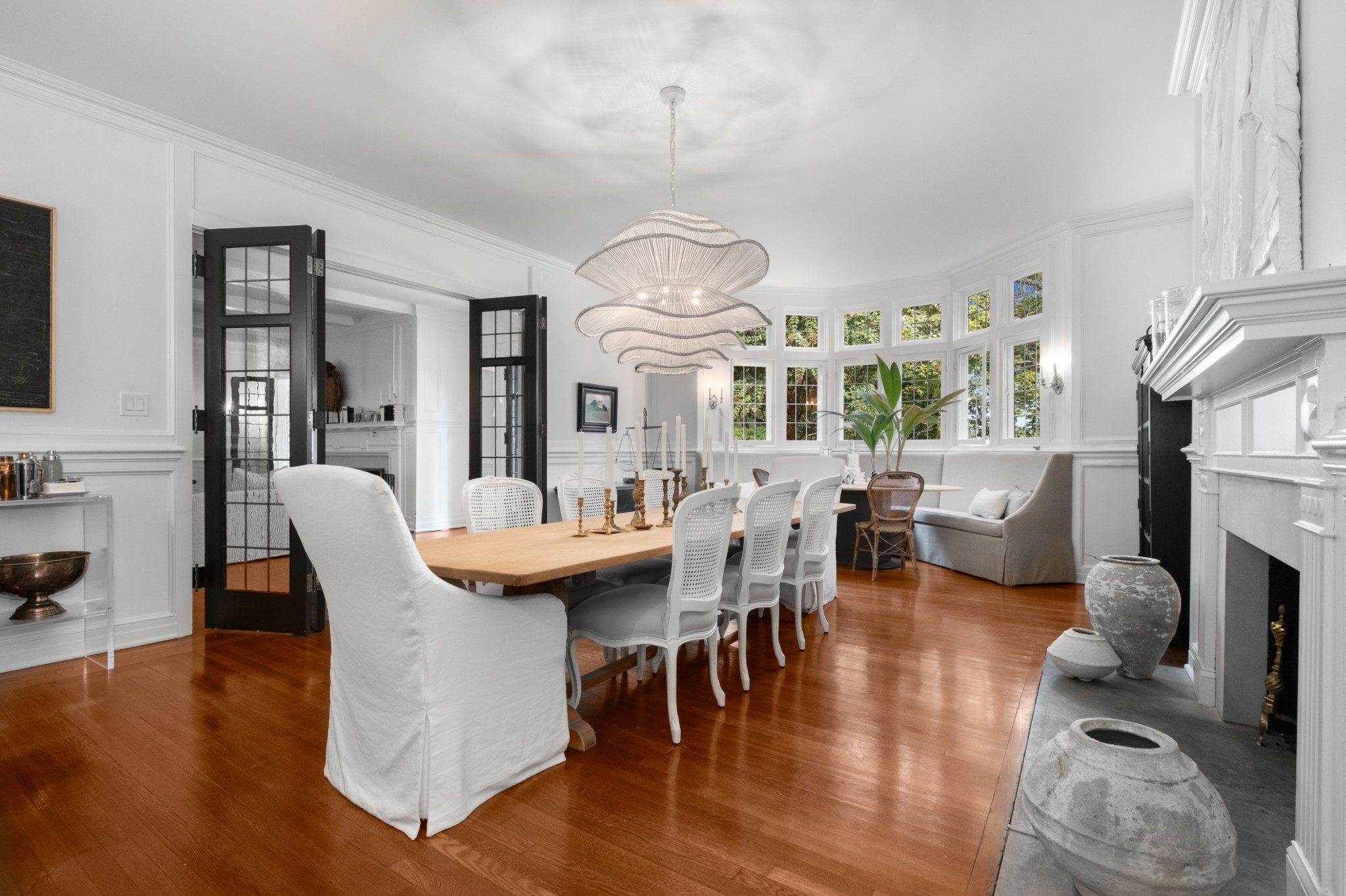 3800 Woodlawn Drive Nashville, TN 37215 - Photo 11 of 43 a view of a dining room with furniture window and wooden floor