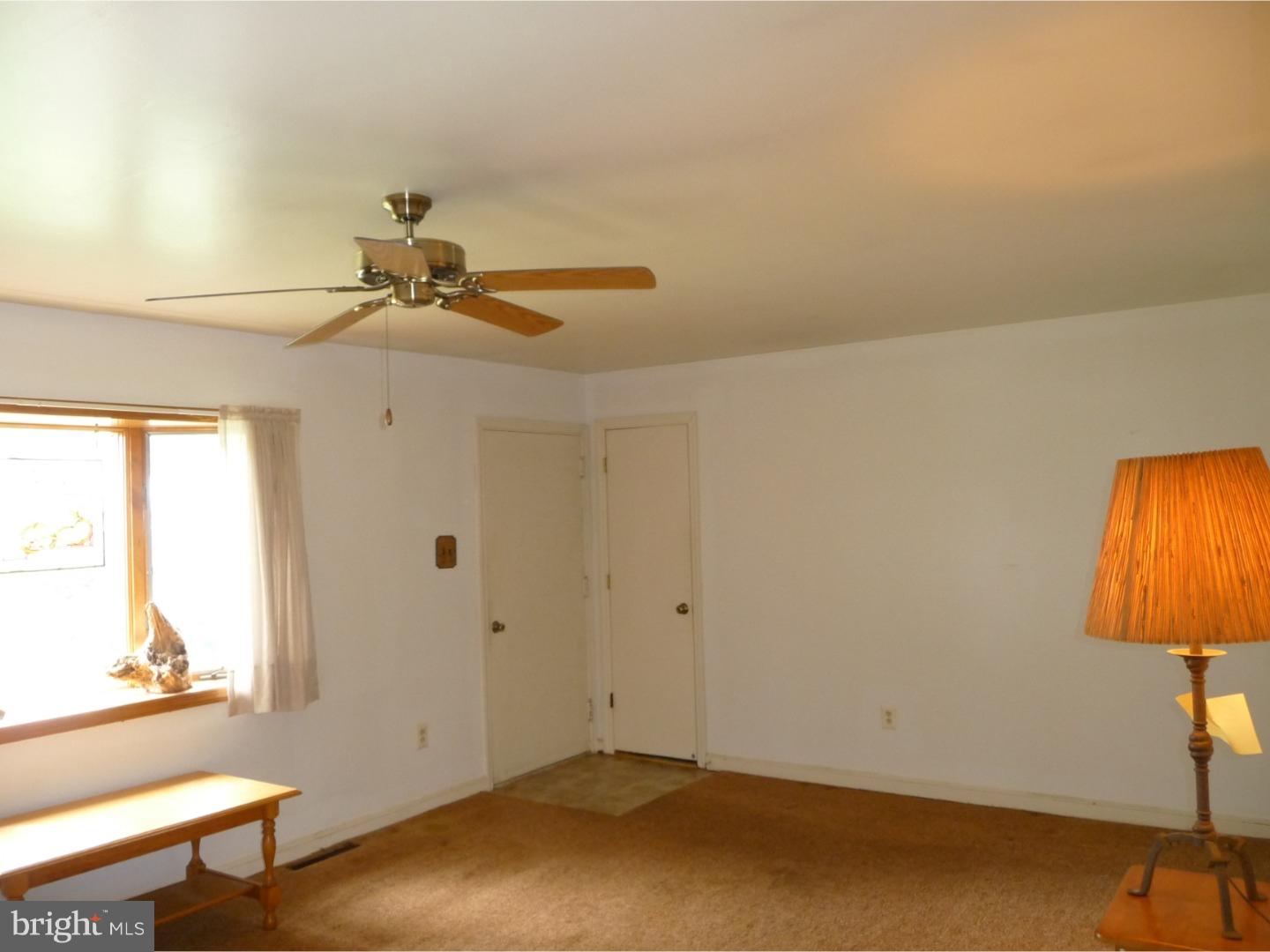 12 Randolph Road Woodbury, NJ 08096 - Photo 3 of 24