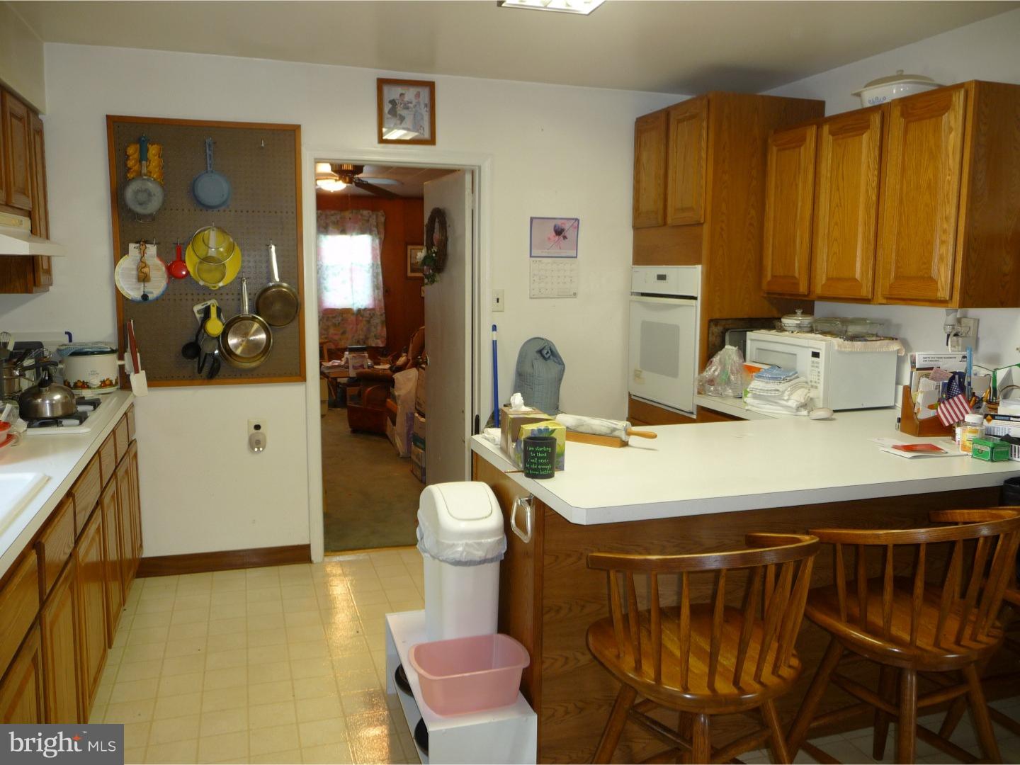 12 Randolph Road Woodbury, NJ 08096 - Photo 8 of 24 Kitchen