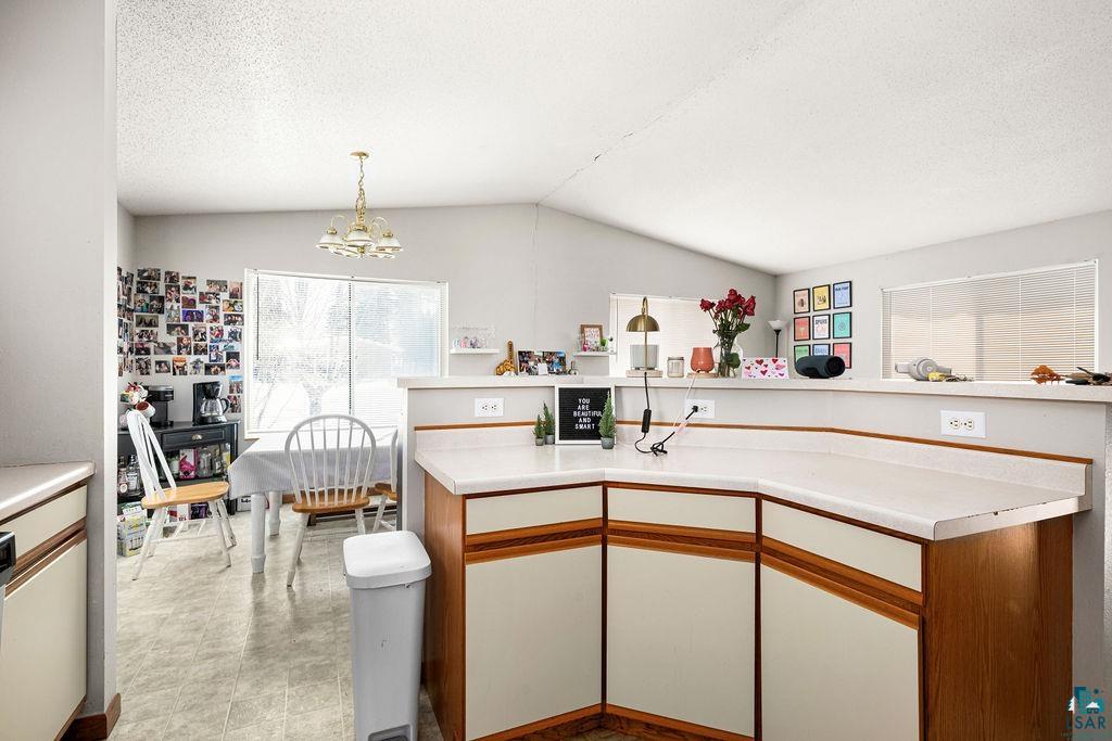 2425 Vermilion Road Duluth, MN 55803 - Photo 4 of 26