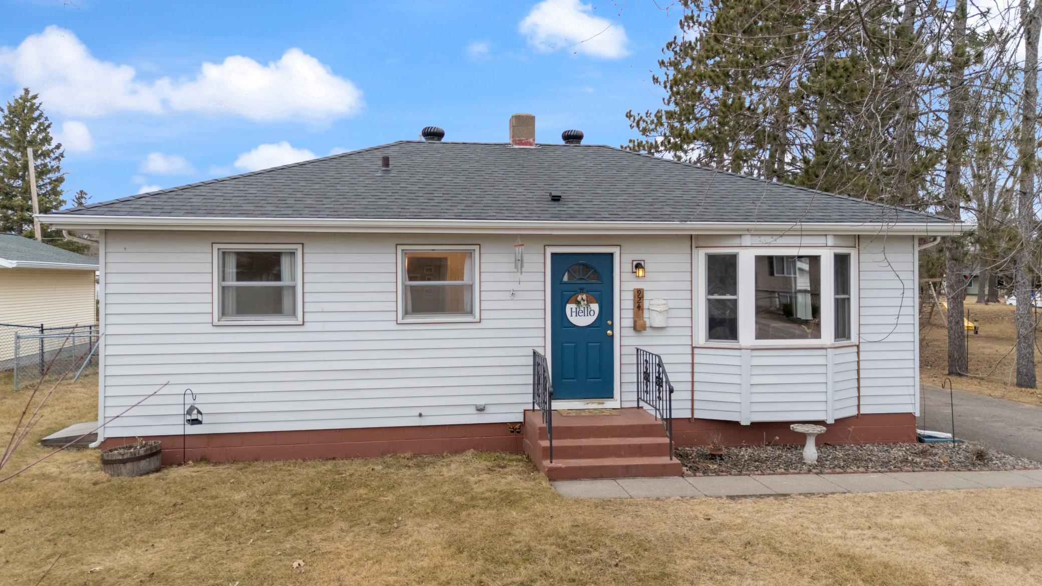 924 Clover Lane Grand Rapids, MN 55744 - Photo 1 of 21