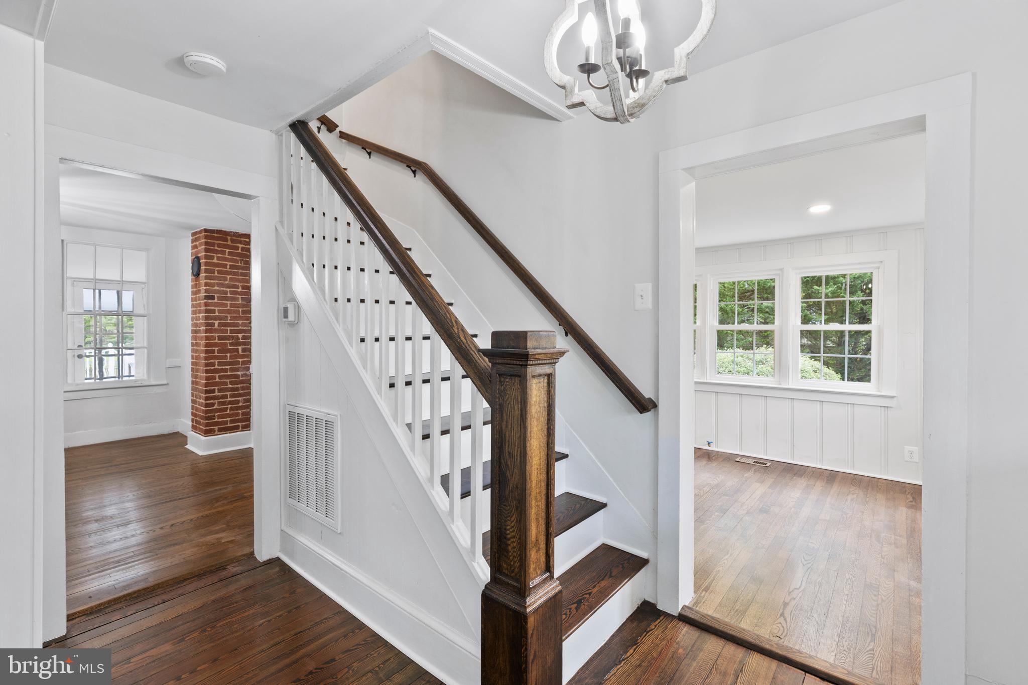 303 East Colonial Highway Hamilton, VA 20158 - Photo 11 of 38