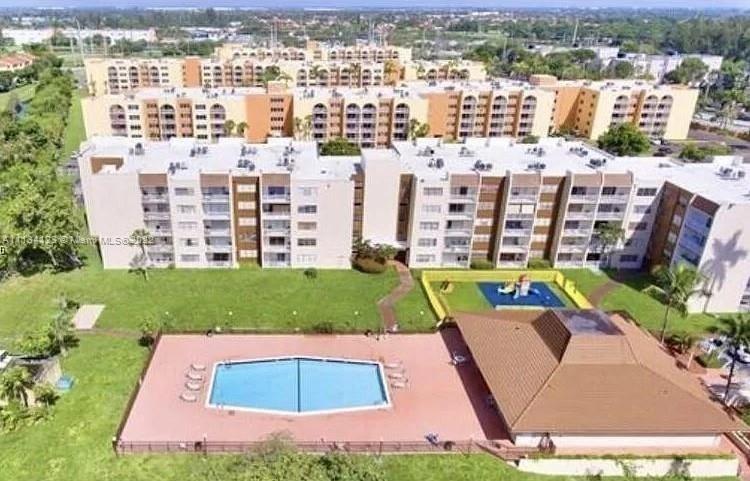 6950 Northwest 186th Street, Unit 2510 Hialeah, FL 33015 - Photo 9 of 19