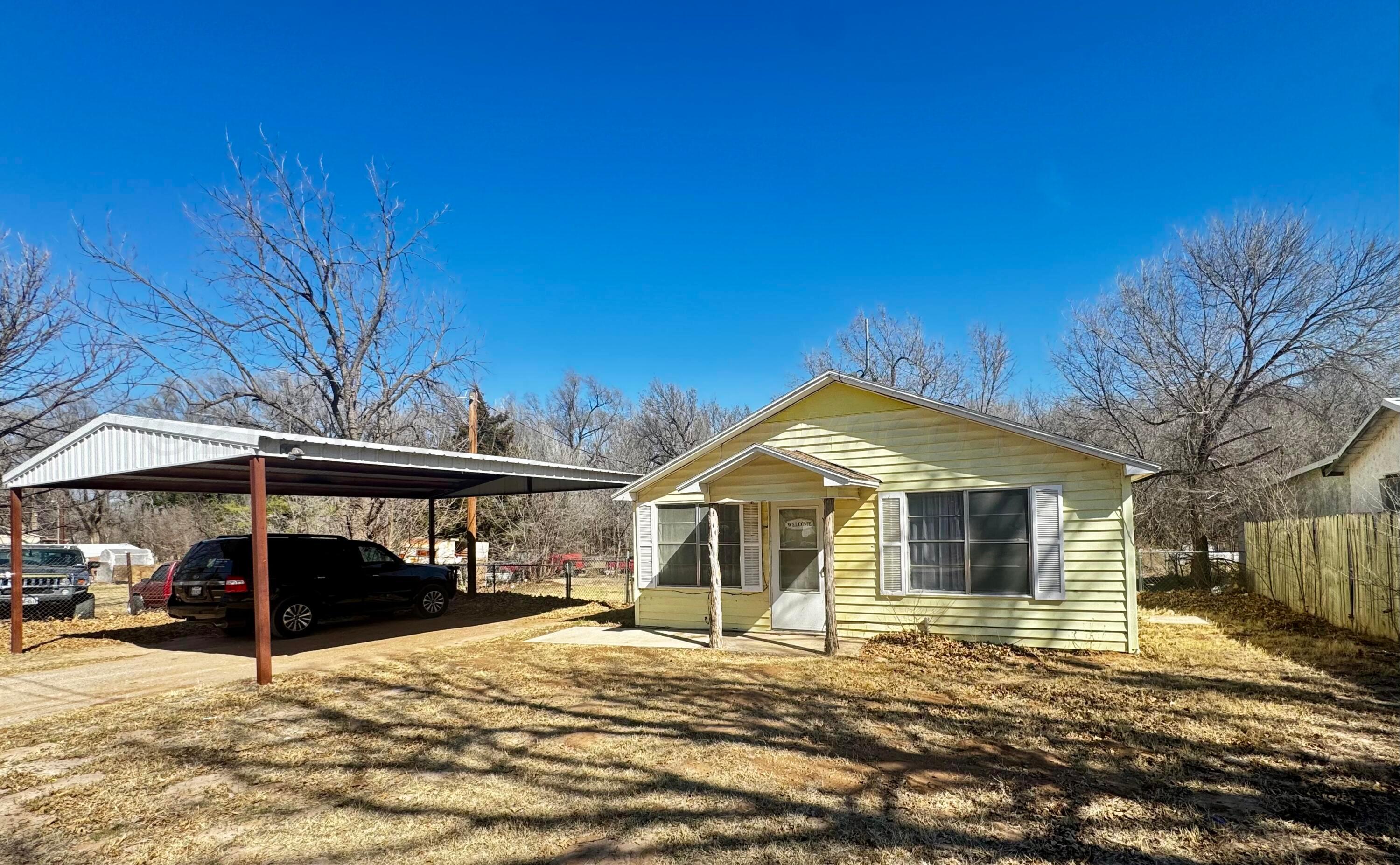 301 South Osage Street Wheeler, TX 79096 - Photo 2 of 16 IMG_3812