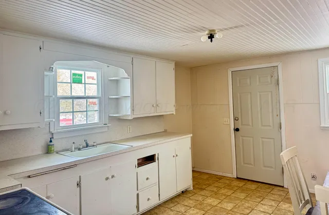 $38,000 | 301 South Osage Street, Wheeler, TX 79096