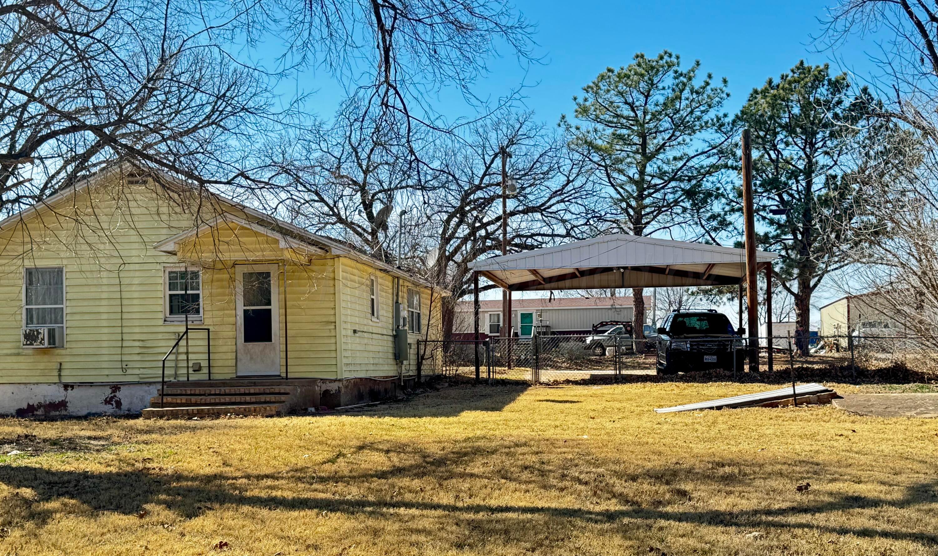 301 South Osage Street Wheeler, TX 79096 - Photo 4 of 16 IMG_3834