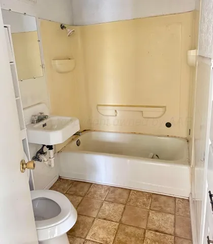 $38,000 | 301 South Osage Street, Wheeler, TX 79096