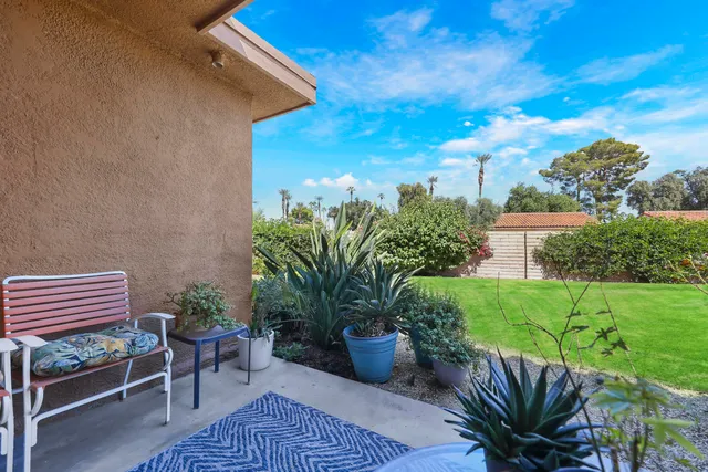 $298,000 | 44 Malaga Drive, Rancho Mirage, CA 92270