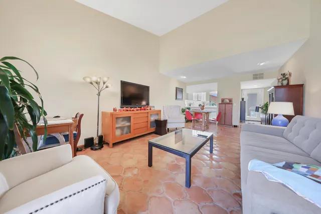$298,000 | 44 Malaga Drive, Rancho Mirage, CA 92270