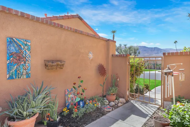 $298,000 | 44 Malaga Drive, Rancho Mirage, CA 92270