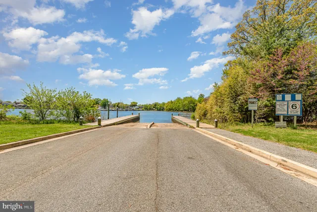 $389,900 | 40 Dogwood Drive, Baltimore, MD 21220