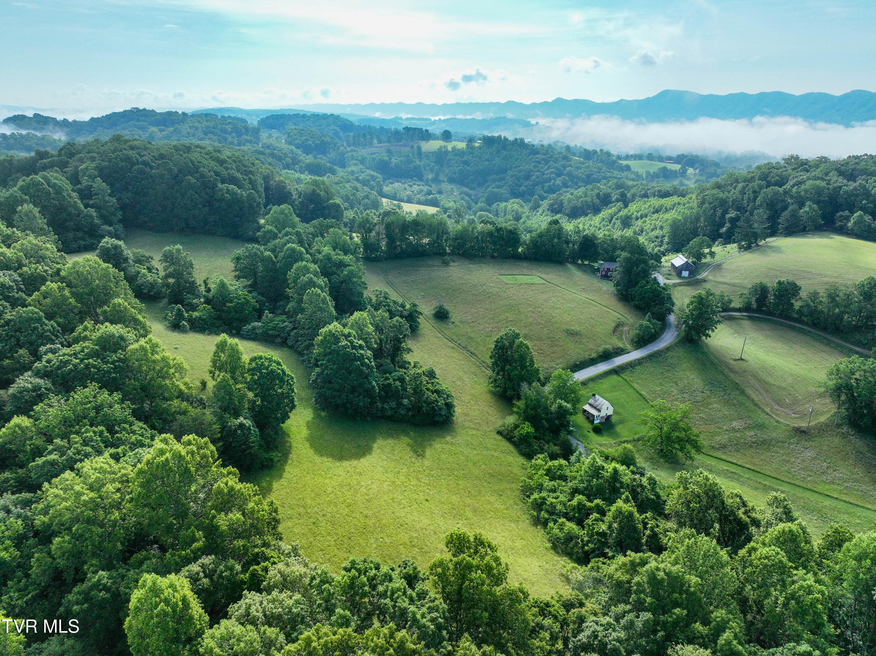 Tbd Snowflake Road Nickelsville, VA 24271 - Photo 13 of 49 Snowflake Rd Drone GLOV-11