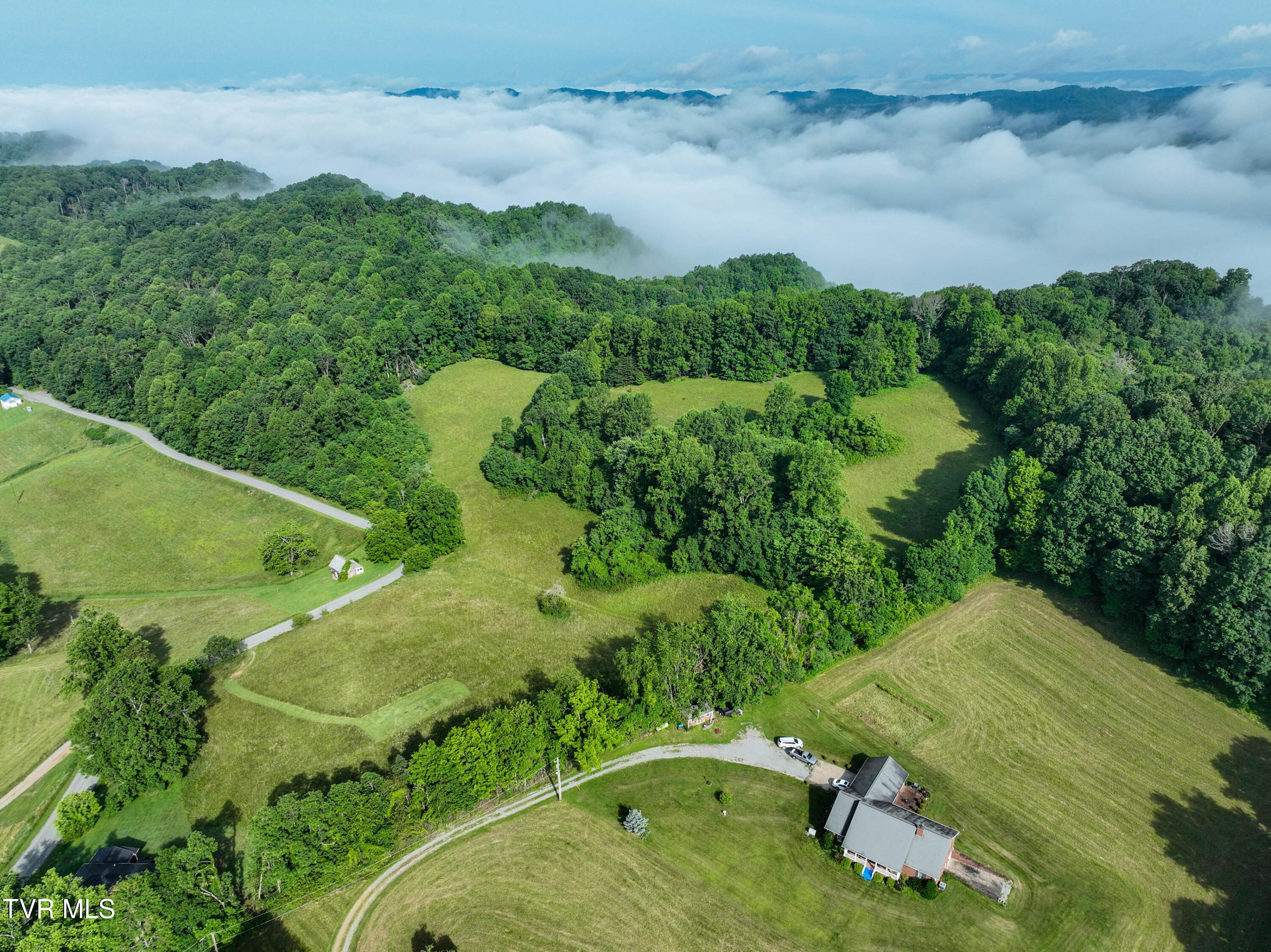 Tbd Snowflake Road Nickelsville, VA 24271 - Photo 21 of 49 Snowflake Rd Drone GLOV-19