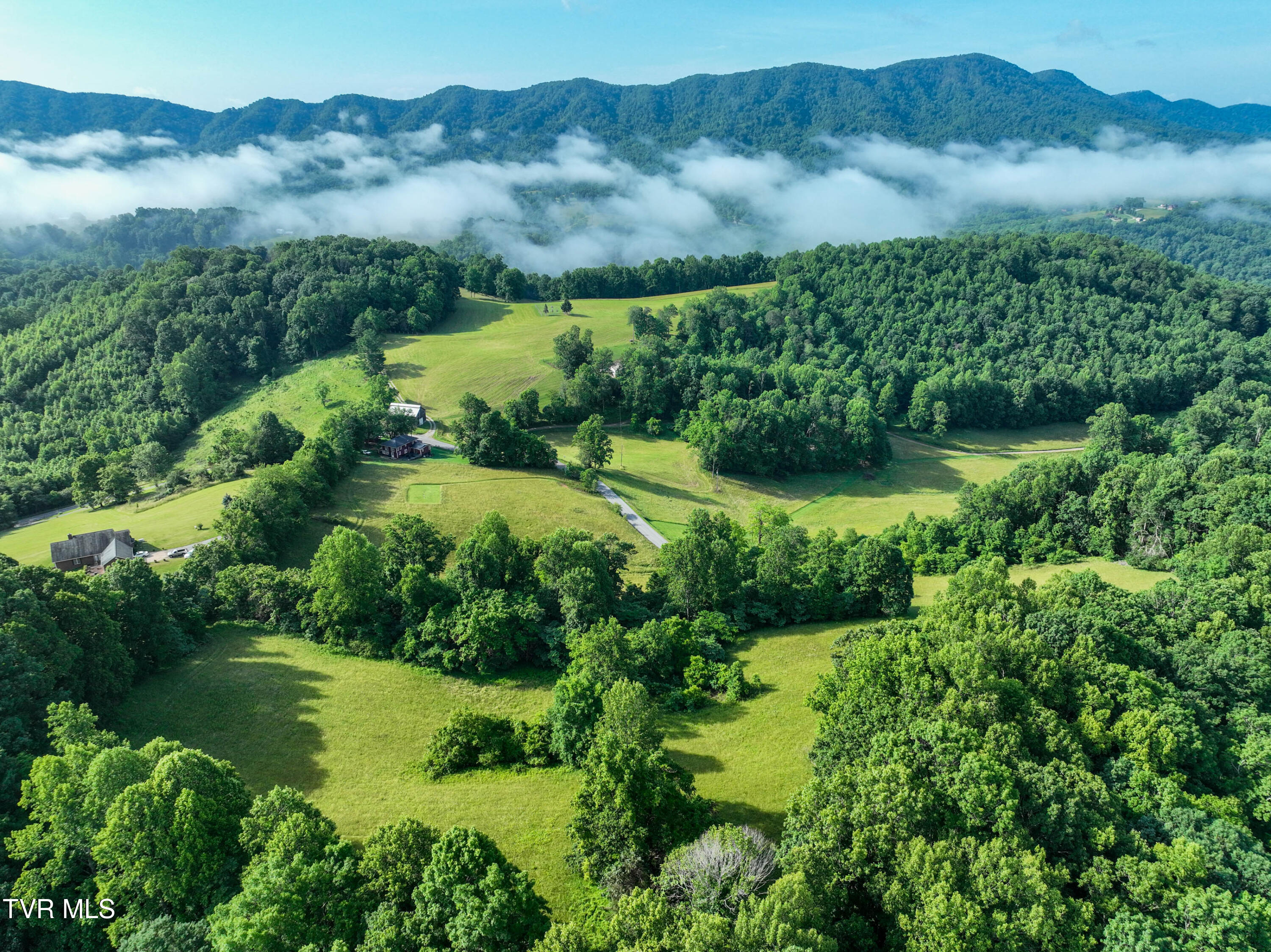 Tbd Snowflake Road Nickelsville, VA 24271 - Photo 26 of 49 Snowflake Rd Drone GLOV-24