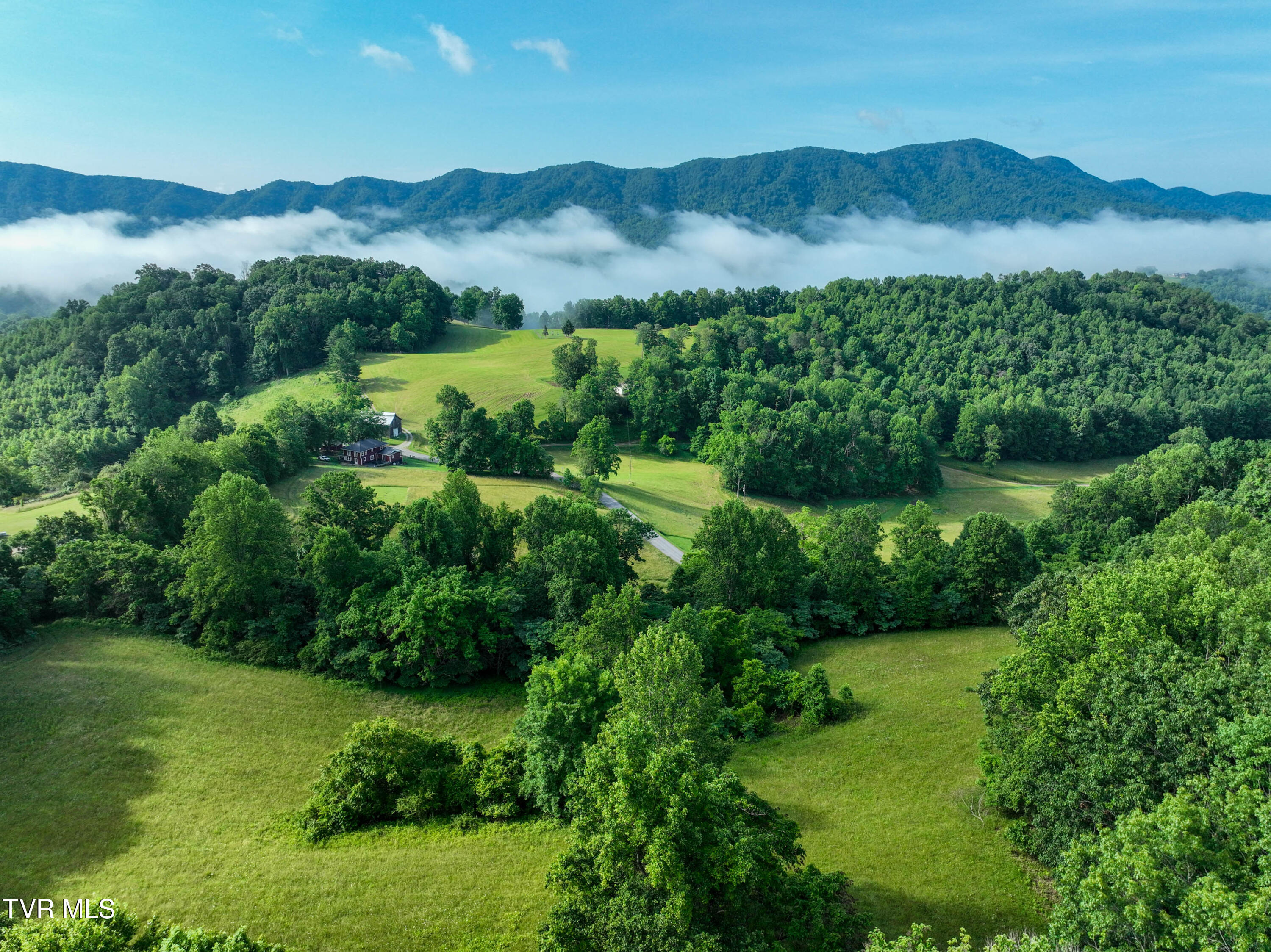 Tbd Snowflake Road Nickelsville, VA 24271 - Photo 10 of 49 Snowflake Rd Drone GLOV-8