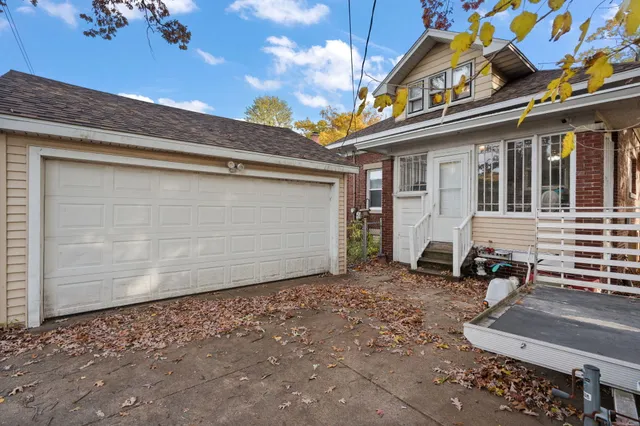 $185,000 | 214 Fir Street, Michigan City, IN 46360