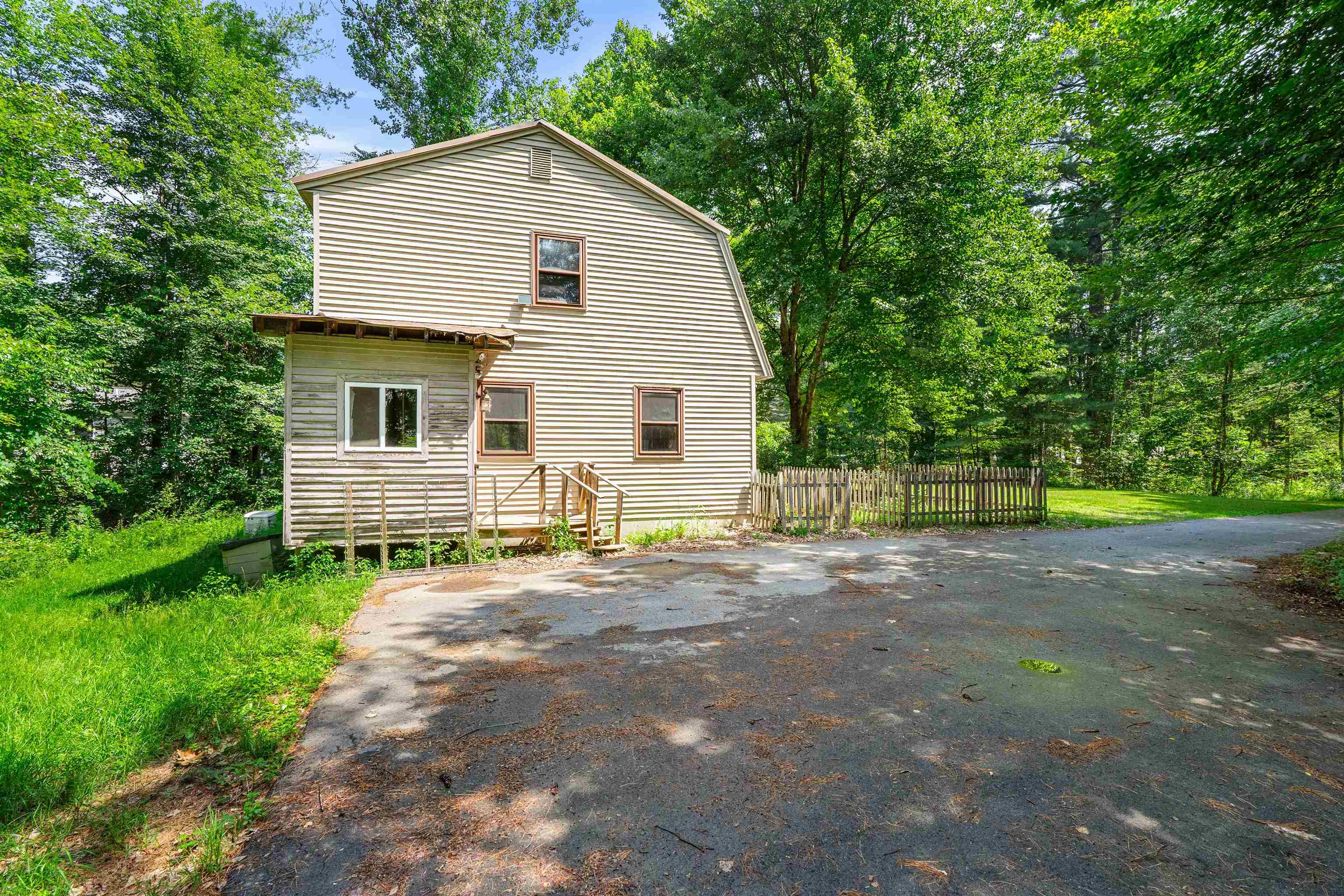 59 Oak Hill Road Concord, NH 03301 - Photo 8 of 40