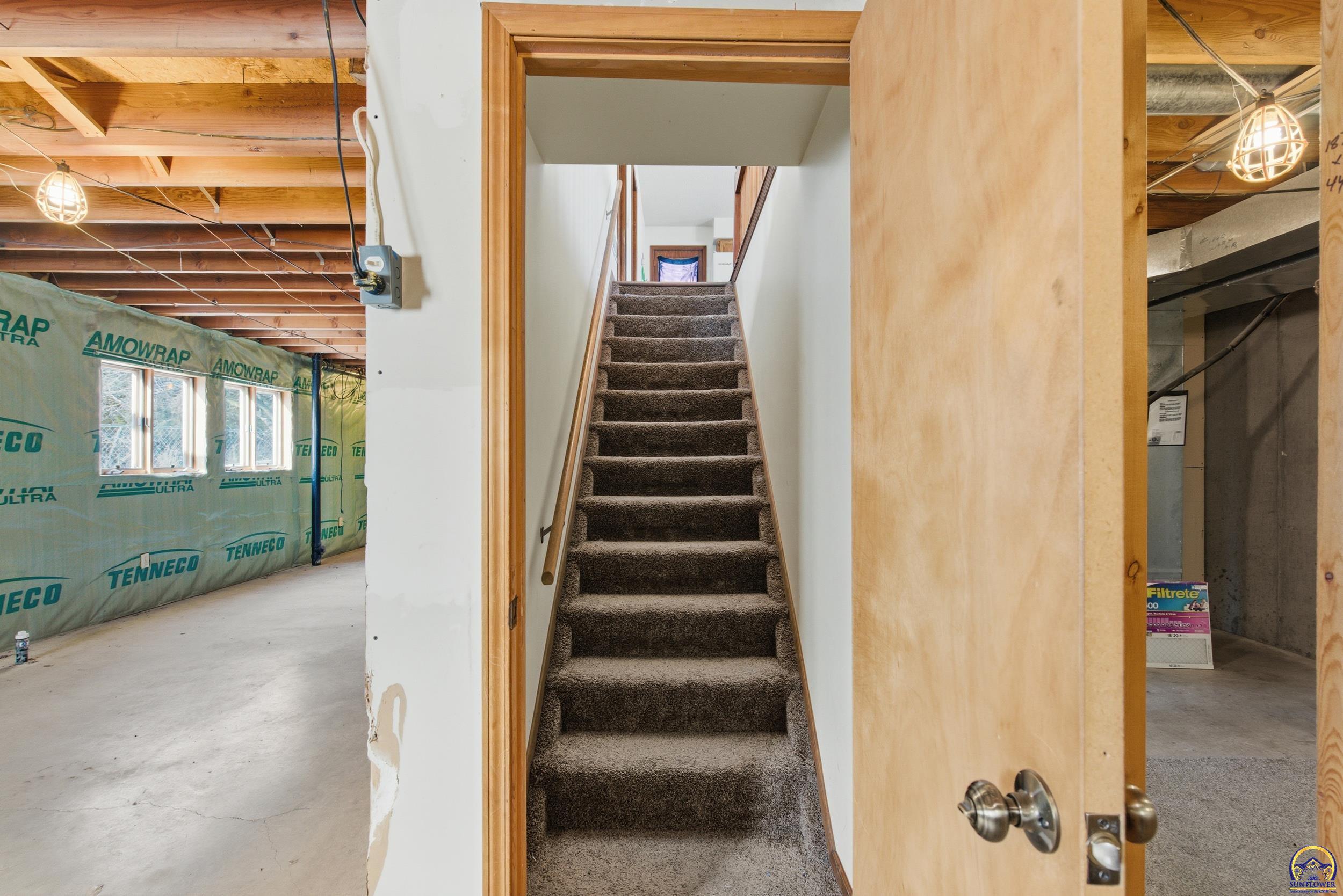 10409 Highway 24 St. George, KS 66535 - Photo 20 of 40