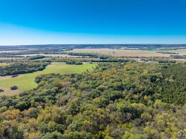 $1 | 10409 Highway 24, St. George, KS 66535