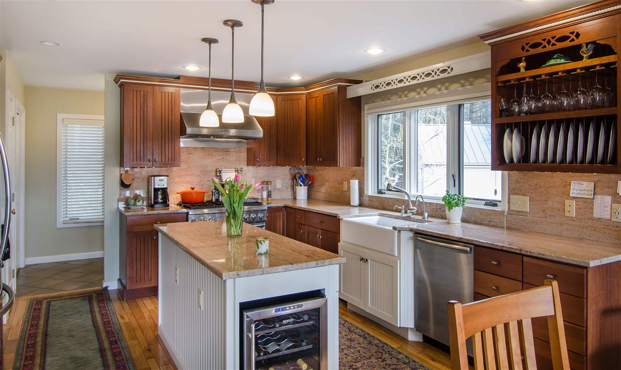 255 Royal Tyler Road Hartford, VT 05059 - Photo 6 of 25 Gallery Image 6