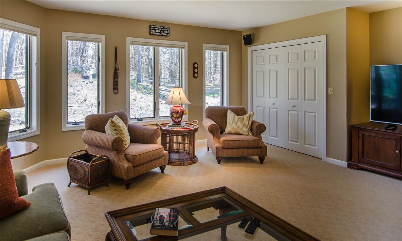 255 Royal Tyler Road Hartford, VT 05059 - Photo 9 of 25 Gallery Image 9