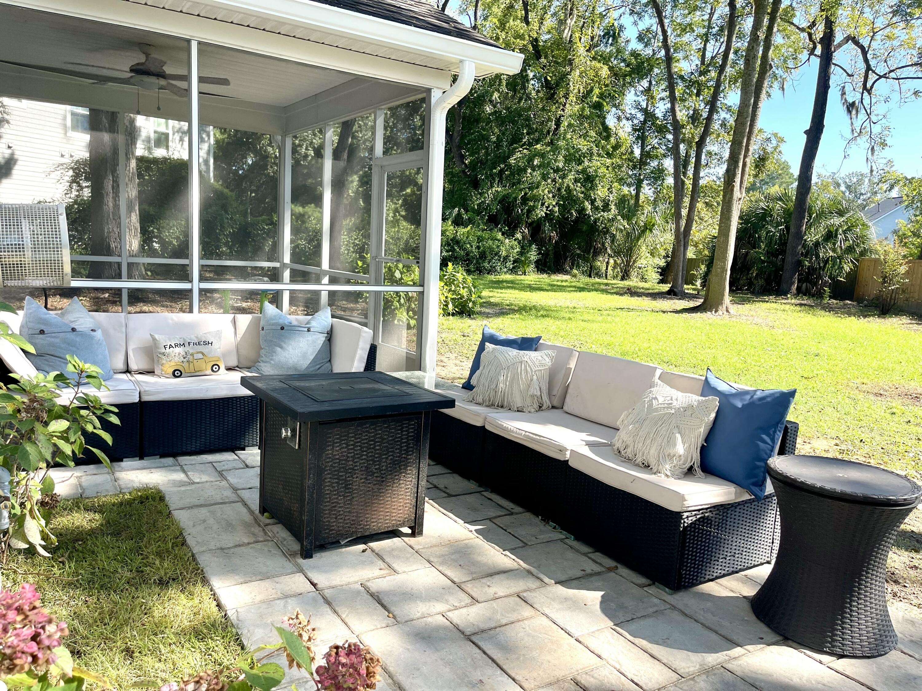 1532 Joe Rouse Road Mount Pleasant, SC 29466 - Photo 39 of 44 Patio