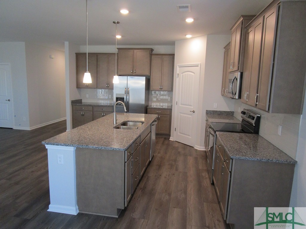 148 Brookline Drive Savannah, GA 31407 - Photo 10 of 29