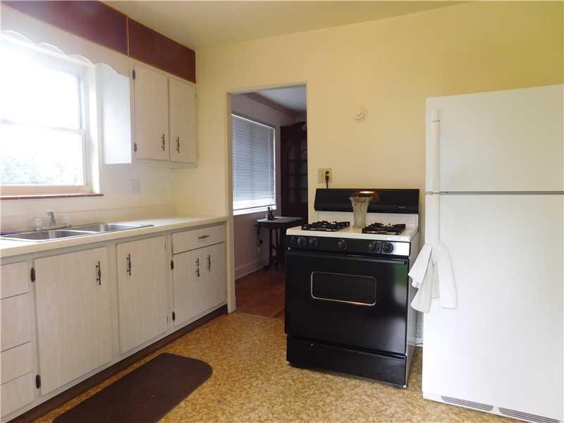 1200 Powers Run Road Pittsburgh, PA 15238 - Photo 6 of 15 Kitchen.