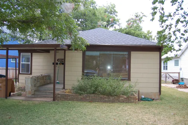 $3,400 | 4704 Evans Avenue, Unit A, Austin, TX 78751