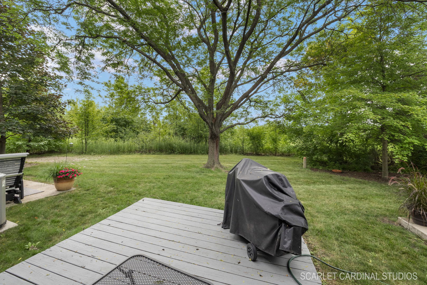 2655 Prairieview Lane South Aurora, IL 60502 - Photo 12 of 13 a view of a backyard with sitting area