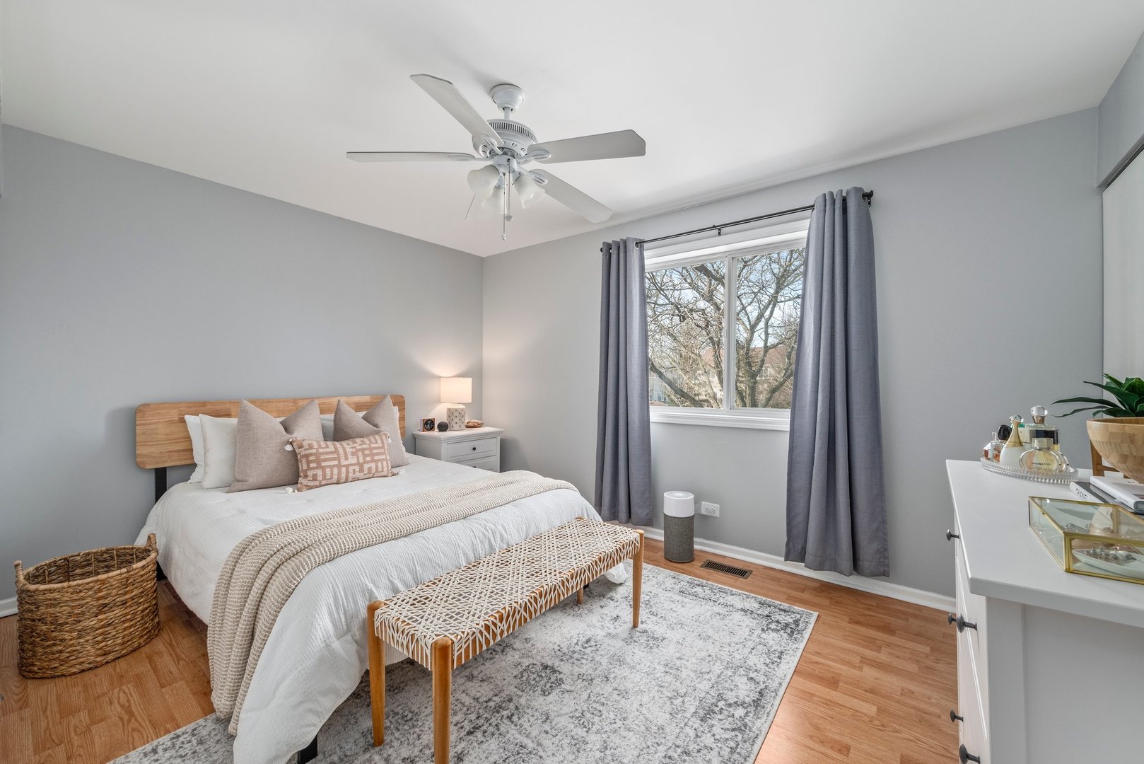 2655 Prairieview Lane South Aurora, IL 60502 - Photo 9 of 13 a bedroom with a bed and a window