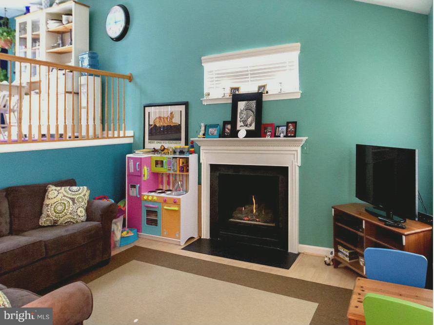 10021 Bird River Road Baltimore, MD 21220 - Photo 3 of 30 Family Room