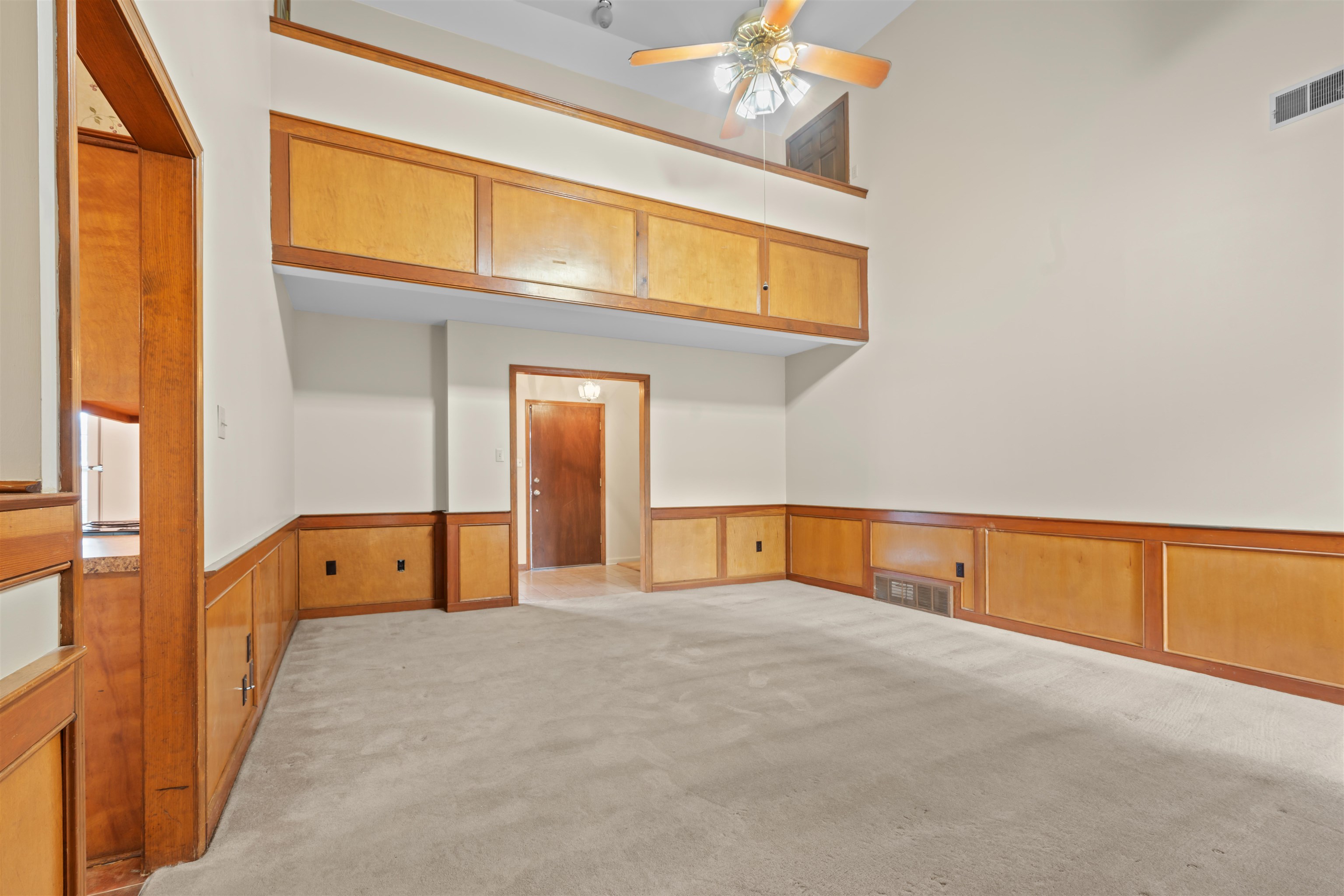 7087 Cutter Mill Road Memphis, TN 38141 - Photo 5 of 20 View of balcony in the the vaulted greatroom.