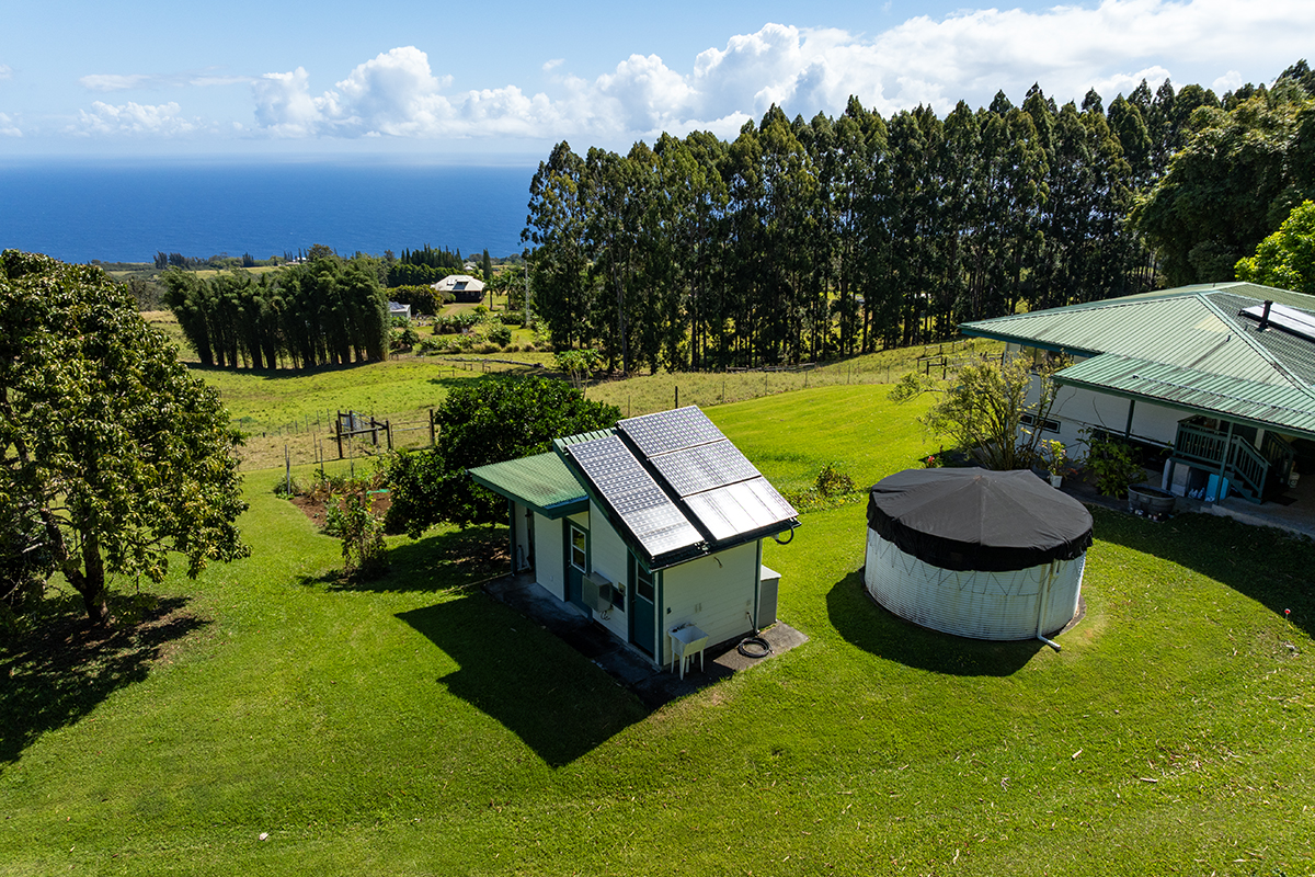 35-486 Pahale Road Papaaloa, HI 96780 - Photo 27 of 30 an aerial view of a house having yard